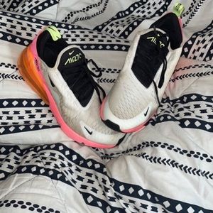 Nike Air Max 270